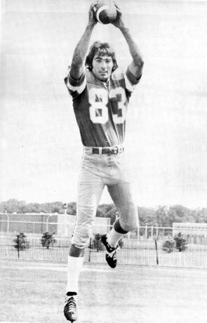 Vince Papale became a Philadelphia Eagle, oldest rookie in NFL history  after open tryouts 